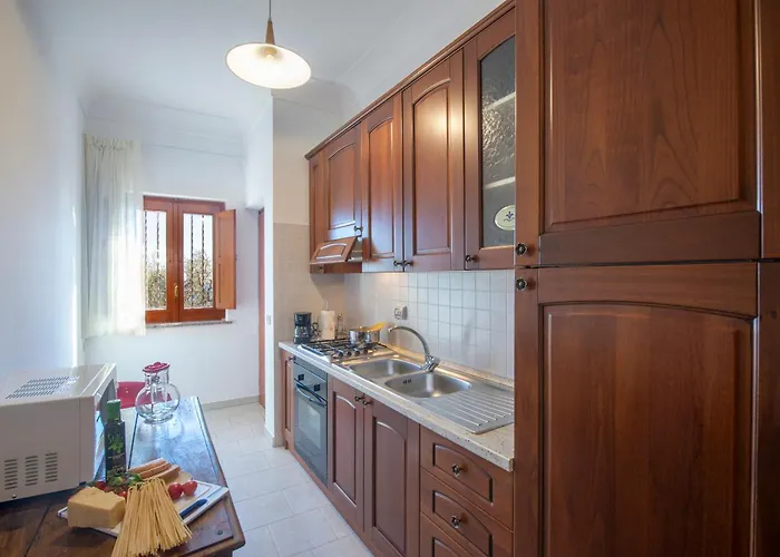 Rosemary Holiday House